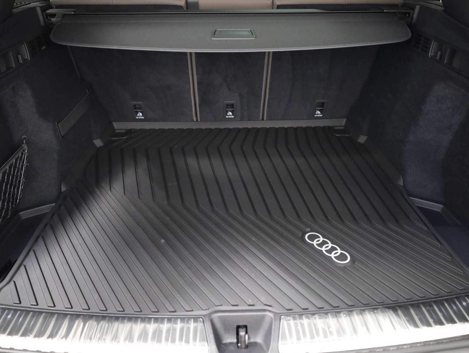 Thumbnail: 2025 Audi Q5 - 40