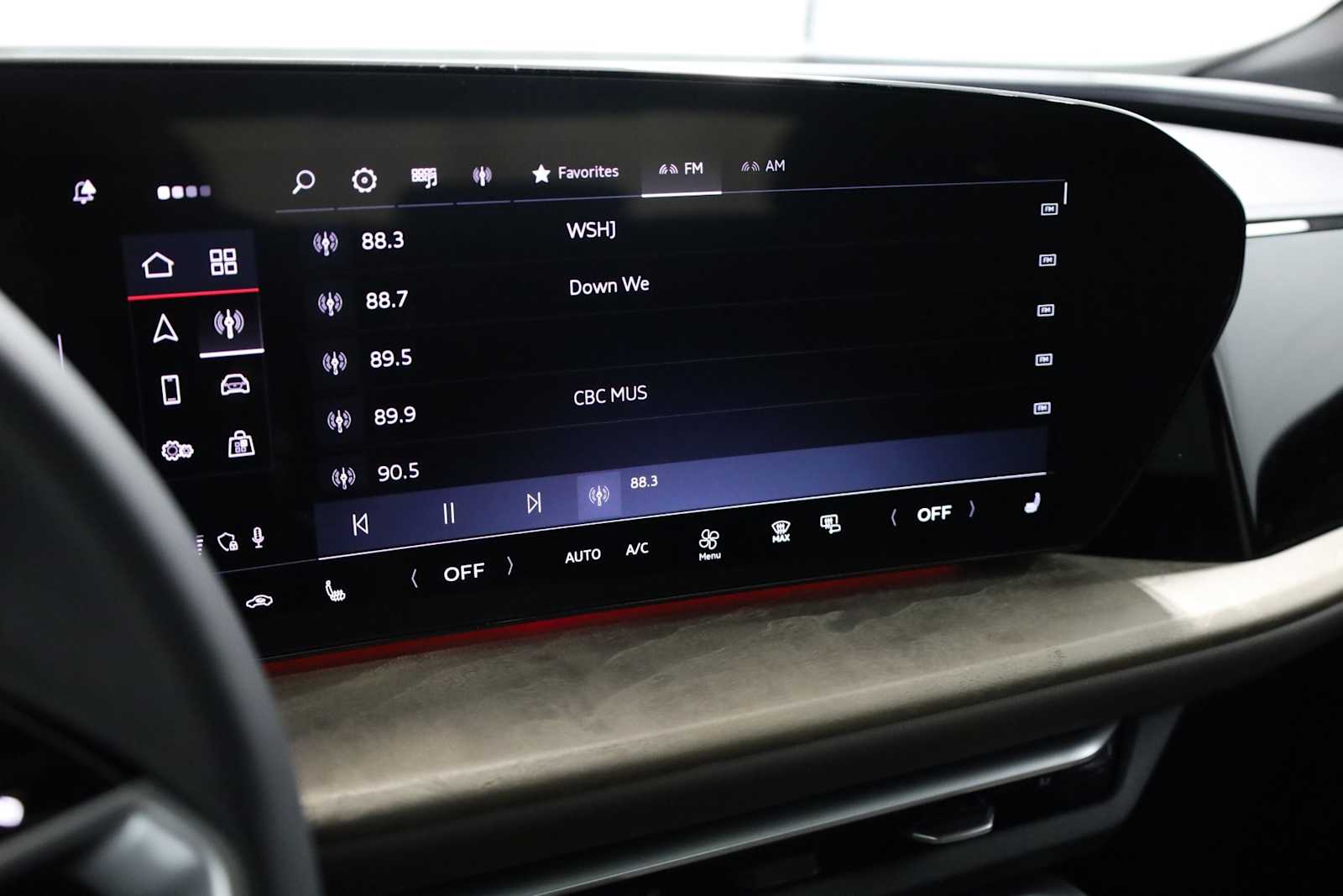 Thumbnail: 2025 Audi Q5 - 30