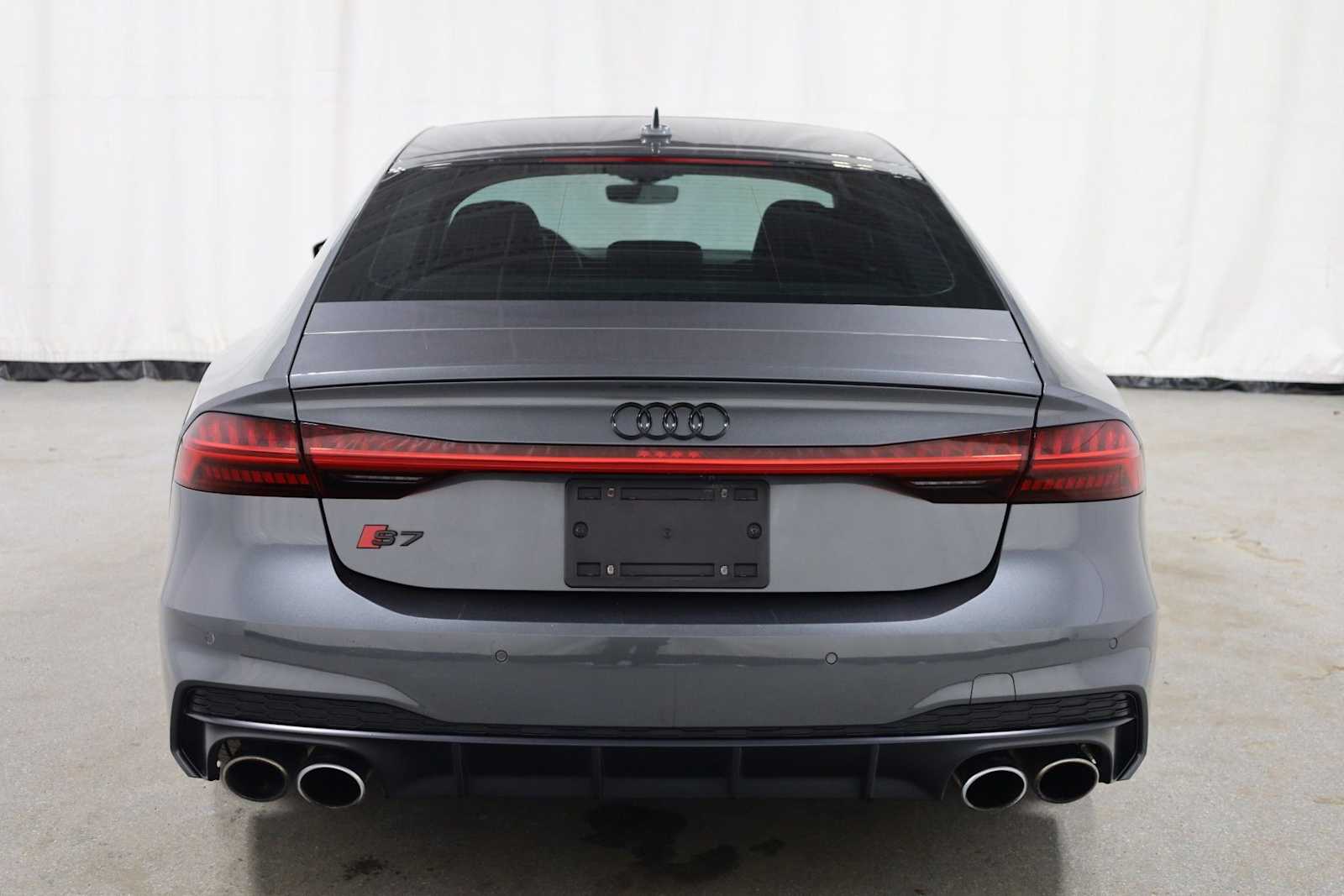 Thumbnail: 2023 Audi S7 - 7