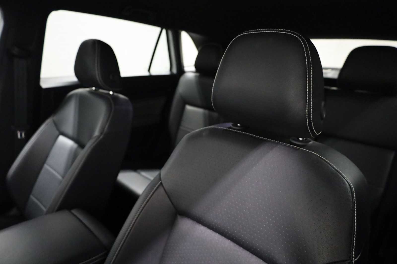 Thumbnail: 2023 Volkswagen Atlas - 18