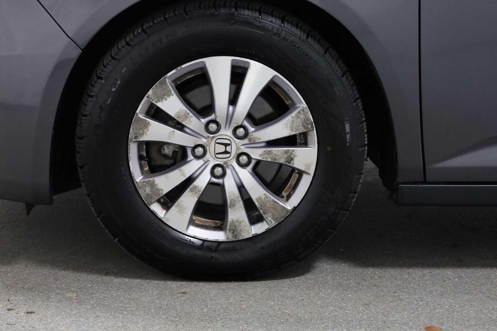 Thumbnail: 2015 Honda Odyssey - 35