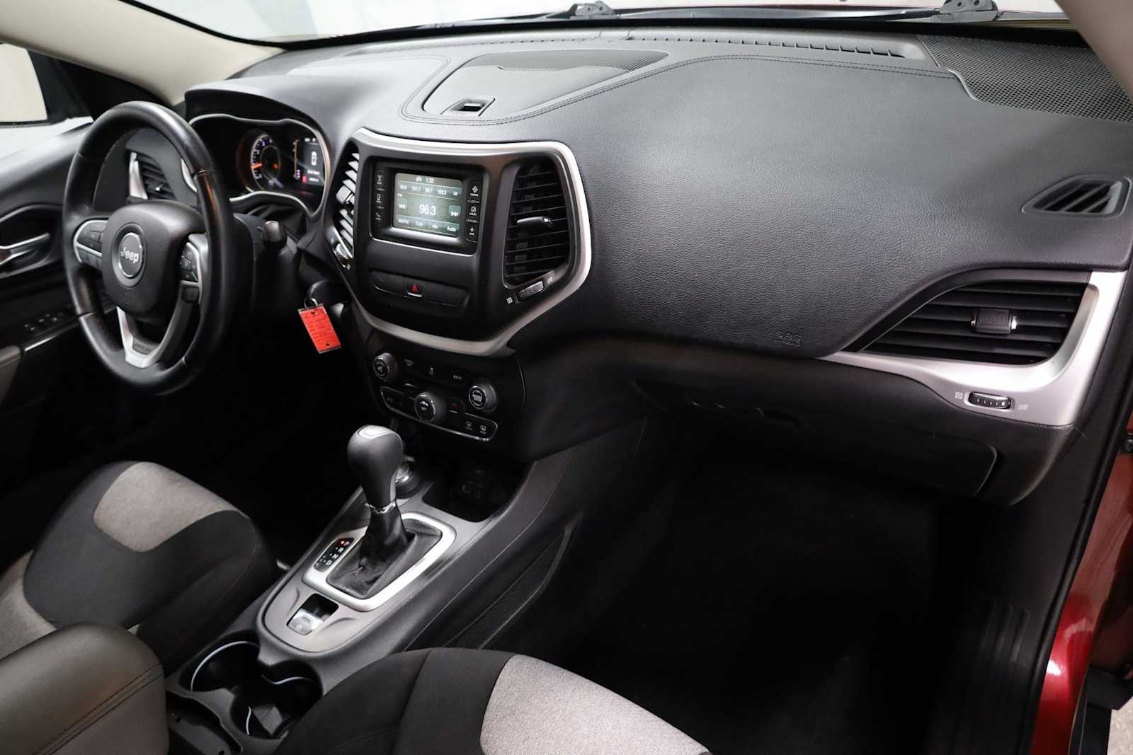 Thumbnail: 2014 Jeep Cherokee - 6