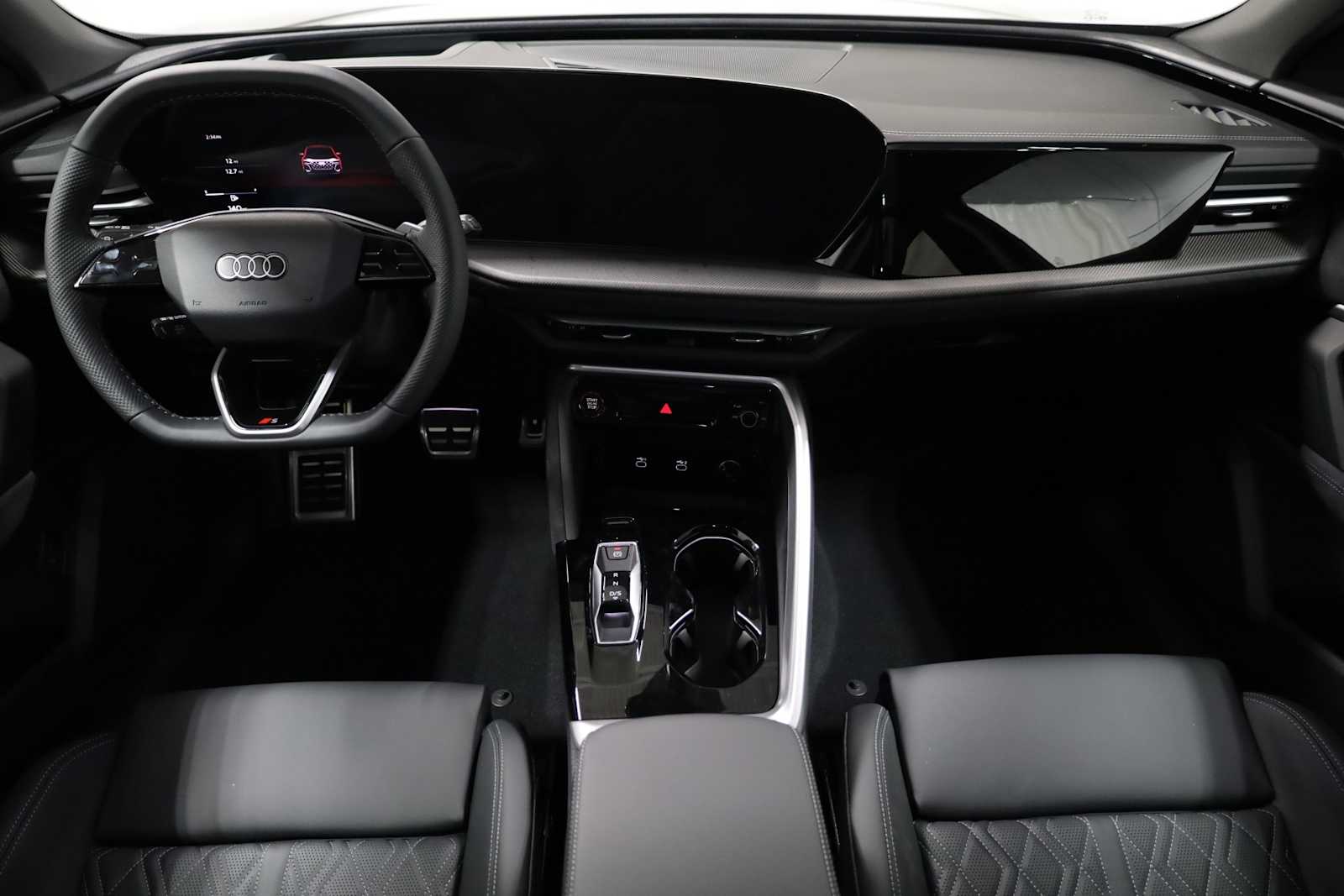 Thumbnail: 2025 Audi SQ5 - 24