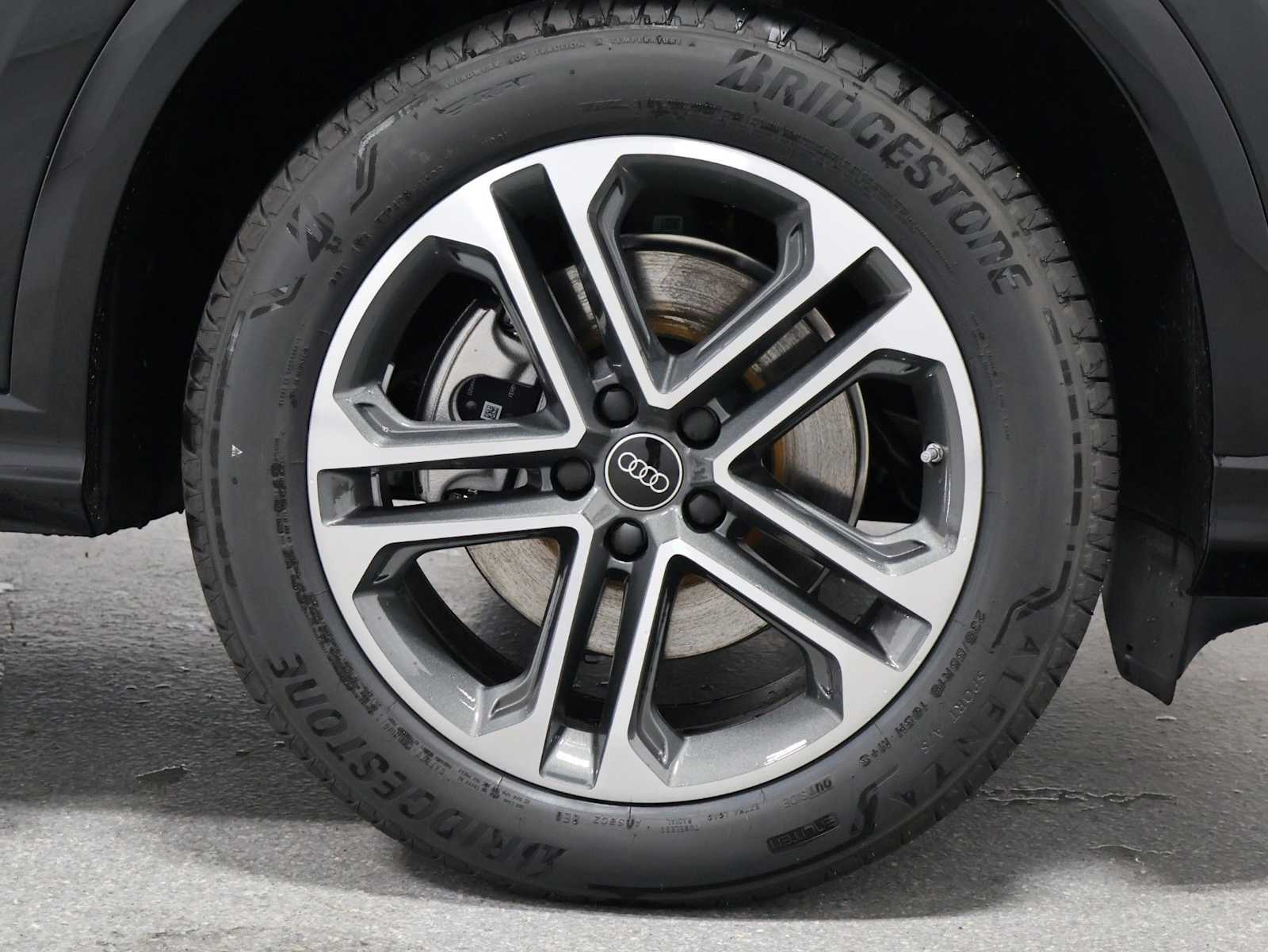 Thumbnail: 2026 Audi Q5 - 12