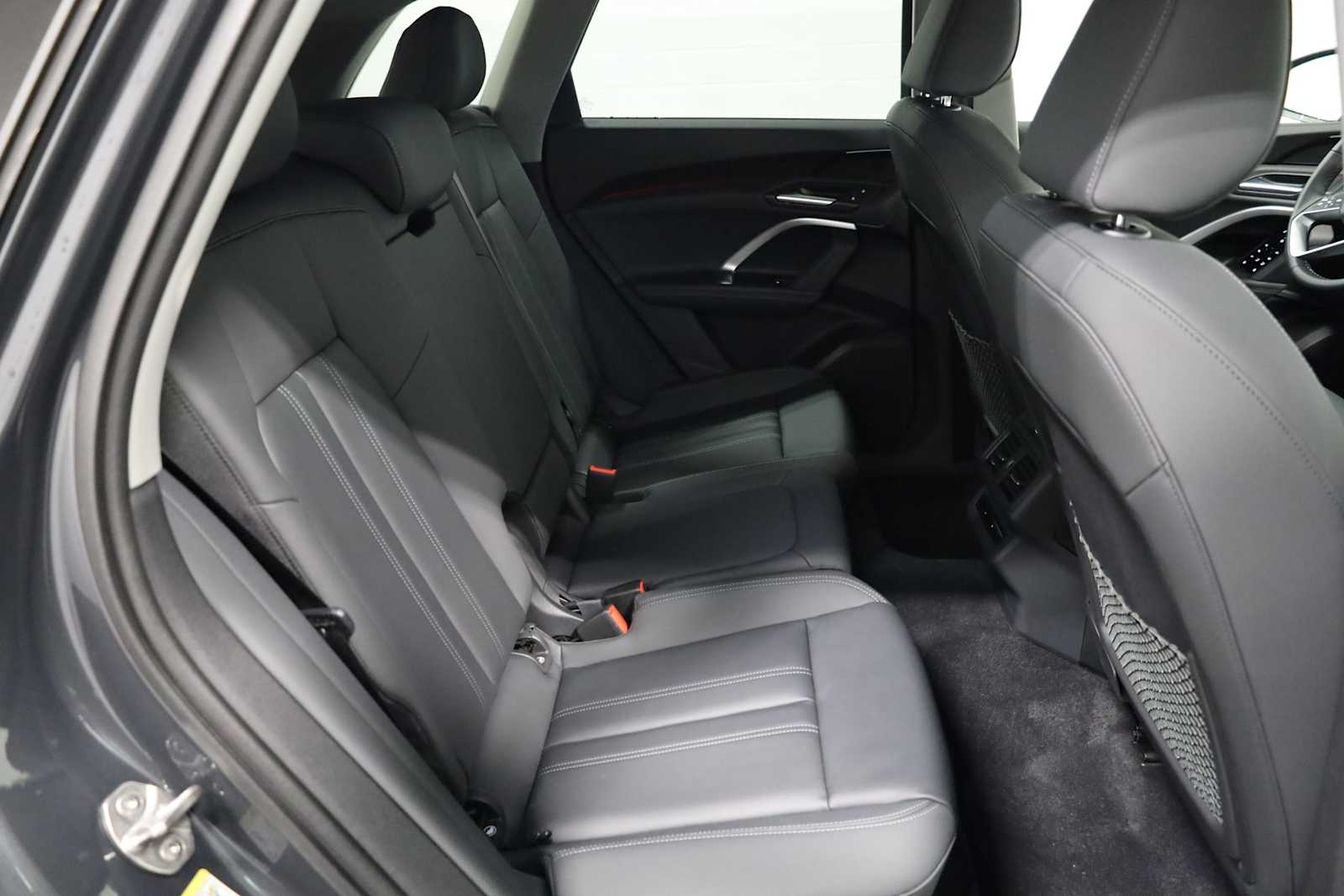 Thumbnail: 2025 Audi Q5 - 33