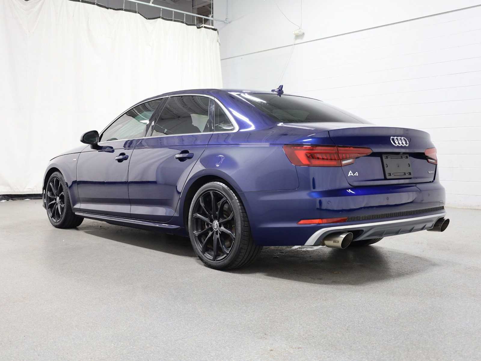 Thumbnail: 2019 Audi A4 - 3