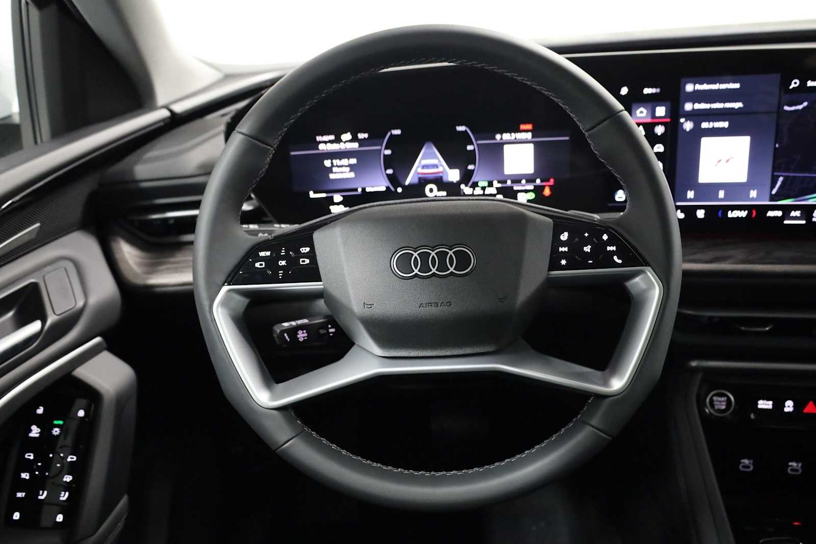 Thumbnail: 2025 Audi Q5 - 23