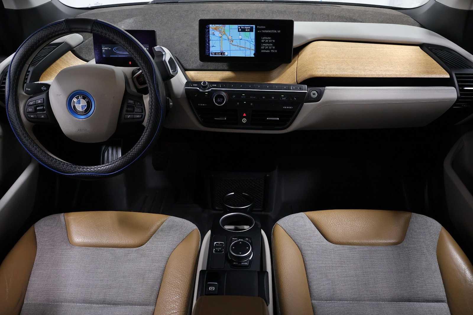 Thumbnail: 2014 BMW i3 - 22