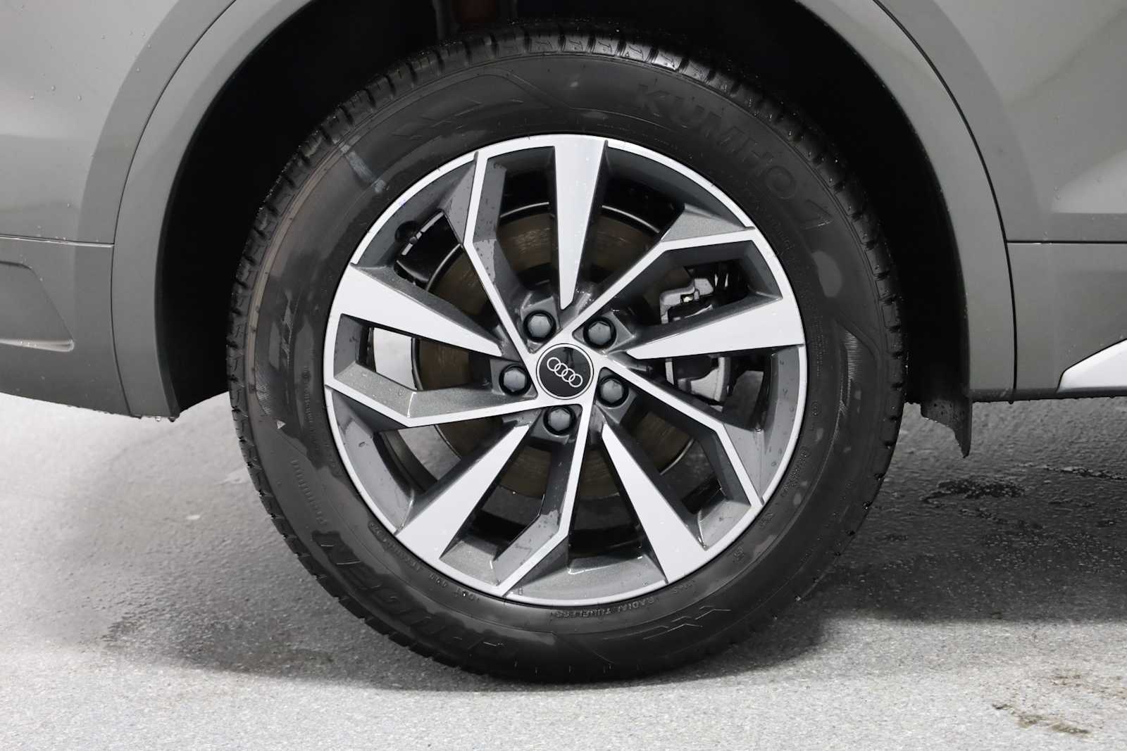 2024 Audi Q5 e Premium 28