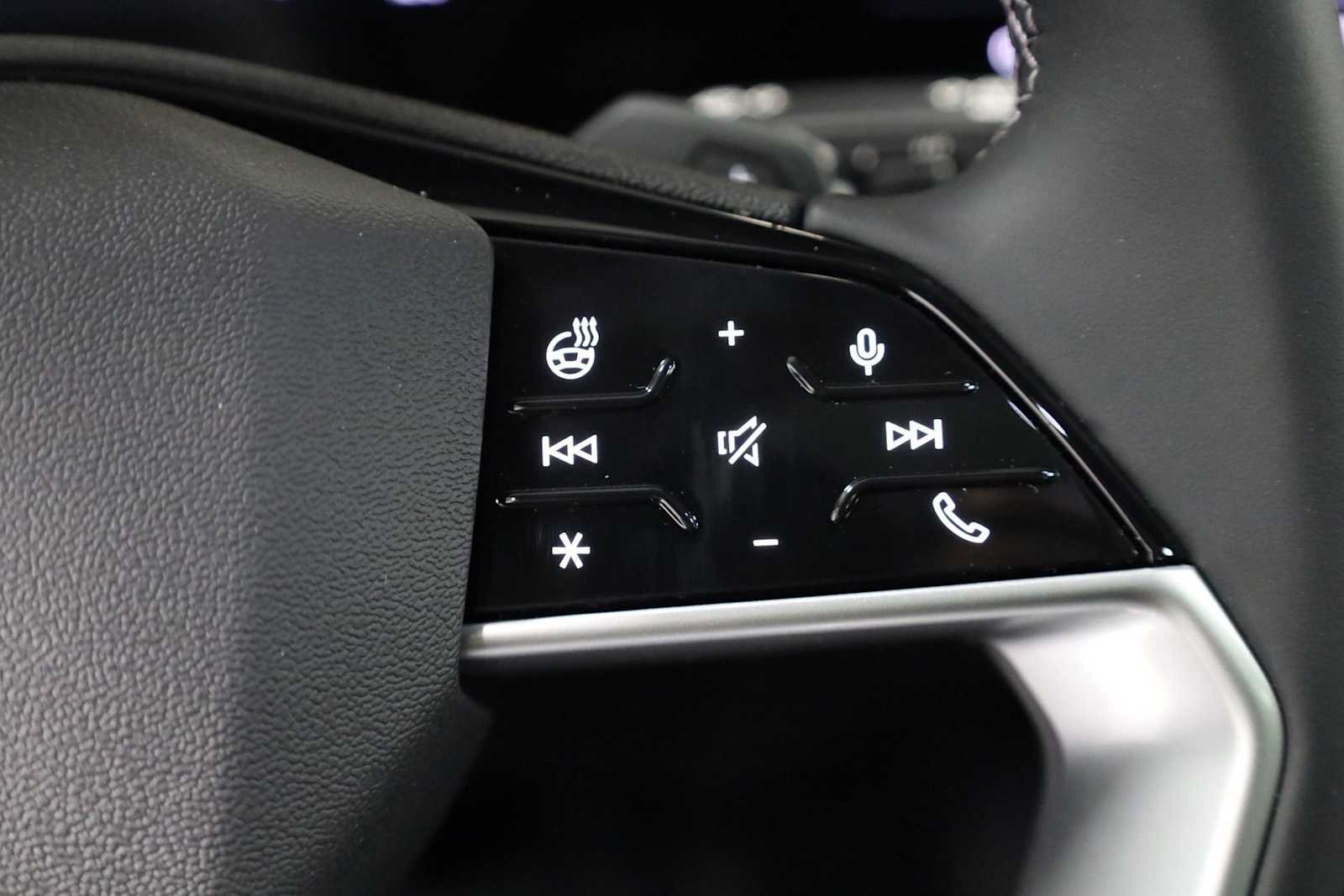 Thumbnail: 2025 Audi Q5 - 25