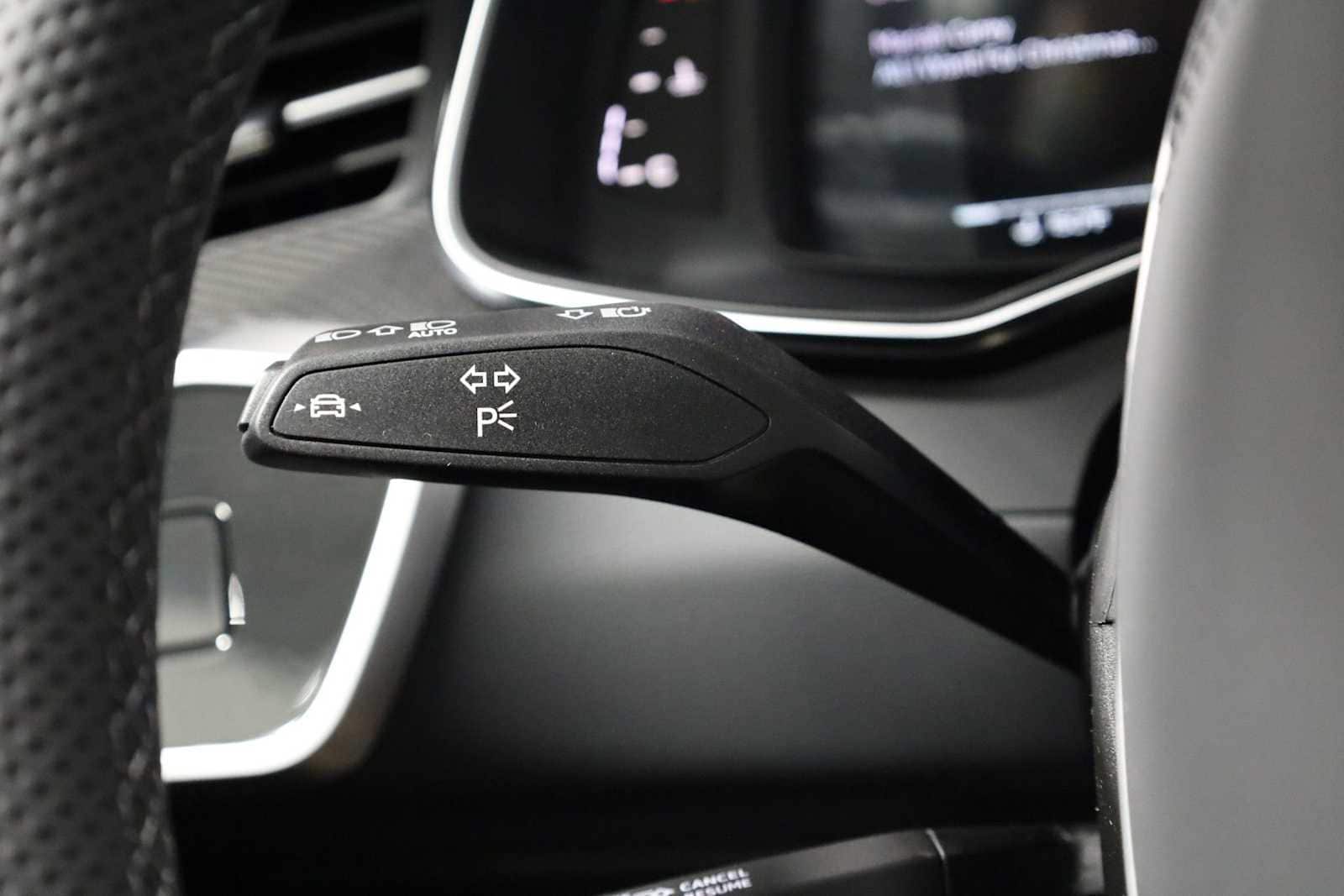 Thumbnail: 2026 Audi RS 6 - 29