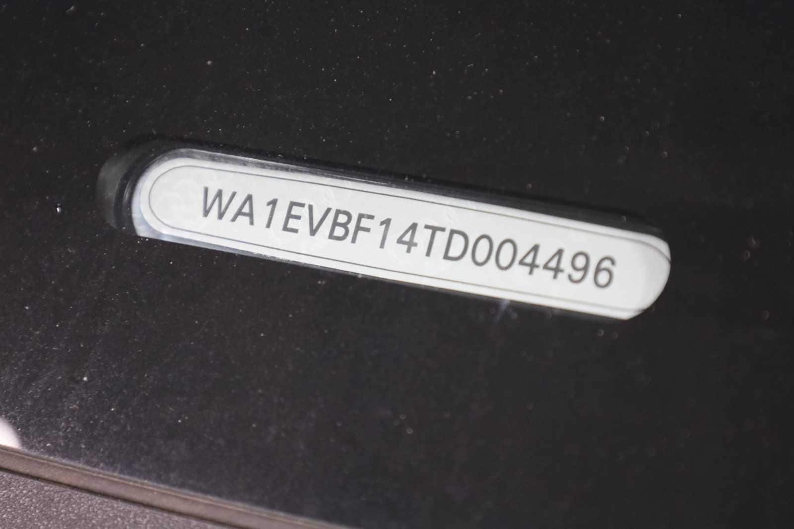 Thumbnail: 2026 Audi Q8 - 49