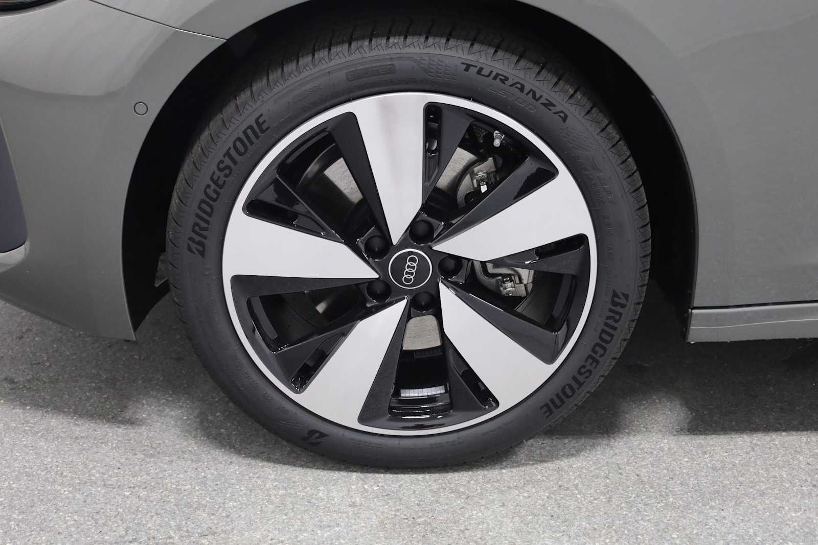 Thumbnail: 2025 Audi A5 - 38