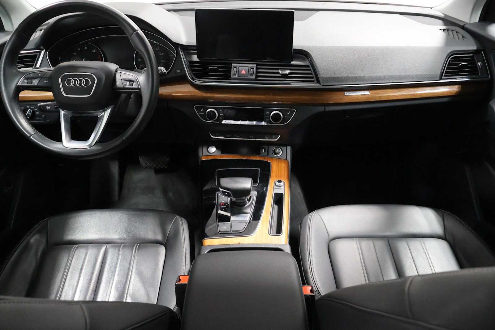 Thumbnail: 2023 Audi Q5 - 23