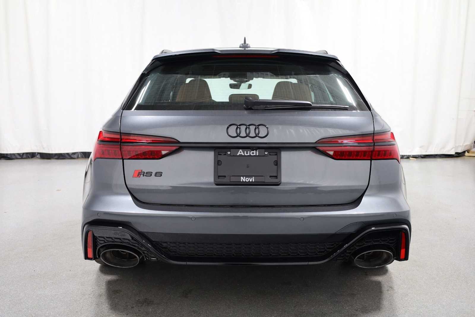 Thumbnail: 2026 Audi RS 6 - 7