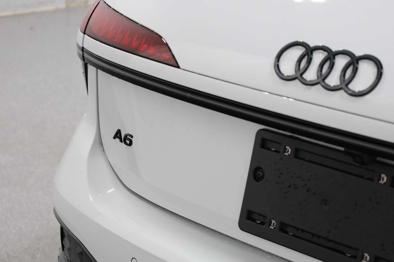 Thumbnail: 2026 Audi A6 - 8