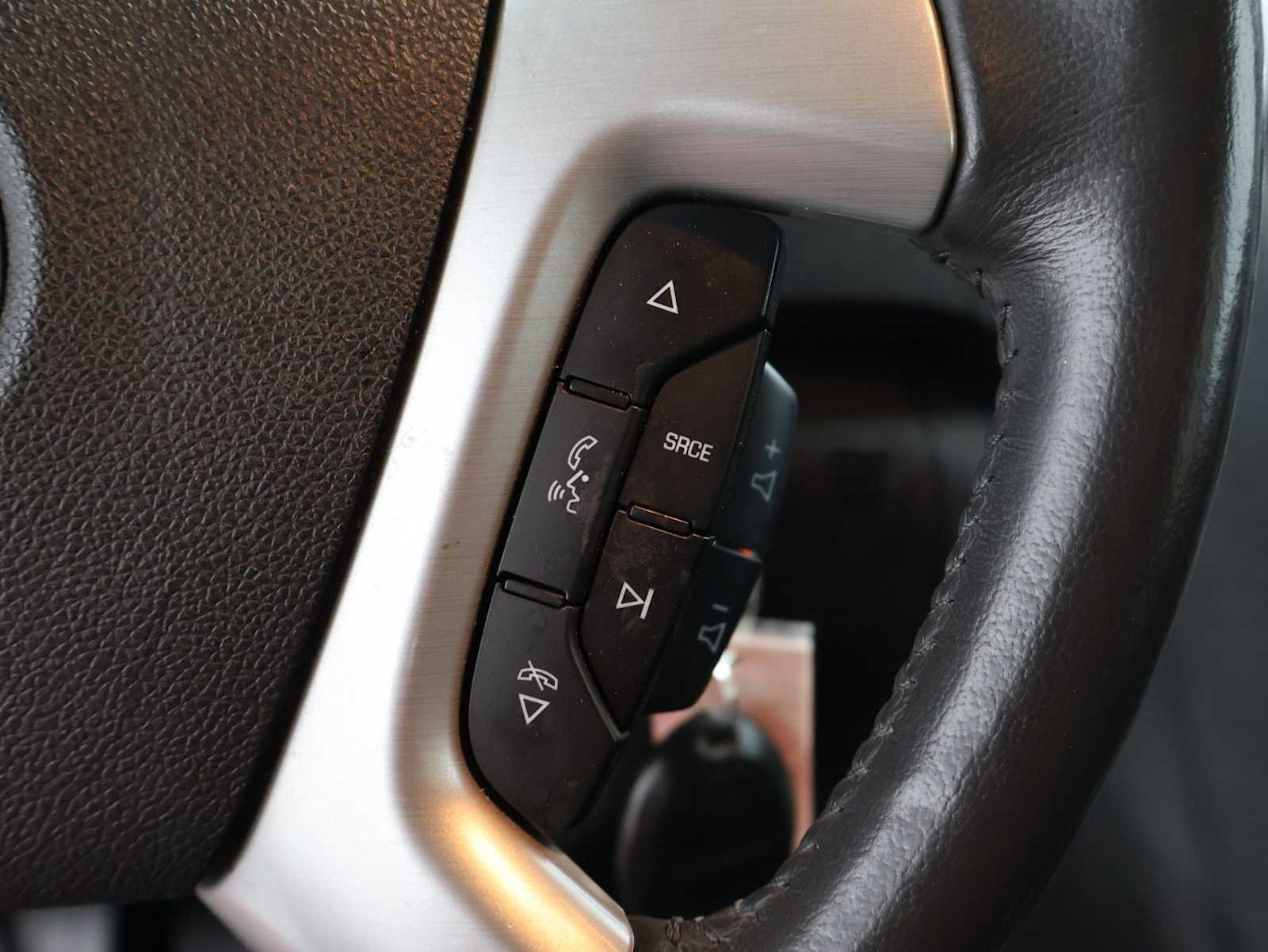 Thumbnail: 2012 GMC Acadia - 24