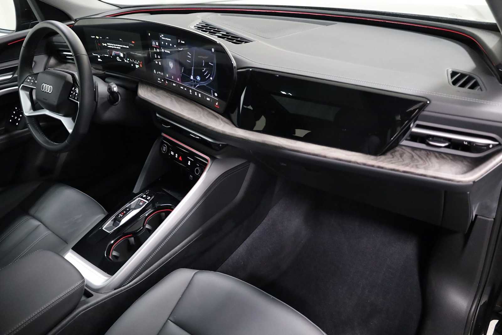 Thumbnail: 2025 Audi Q5 - 6