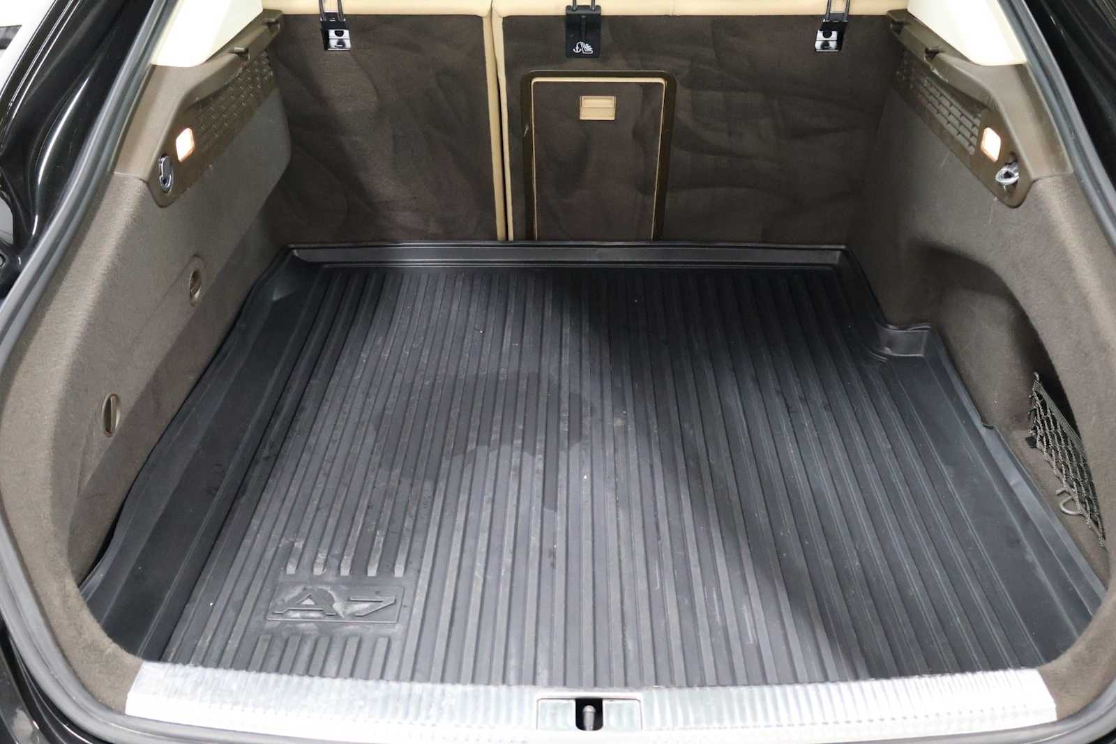 Thumbnail: 2015 Audi A7 - 38