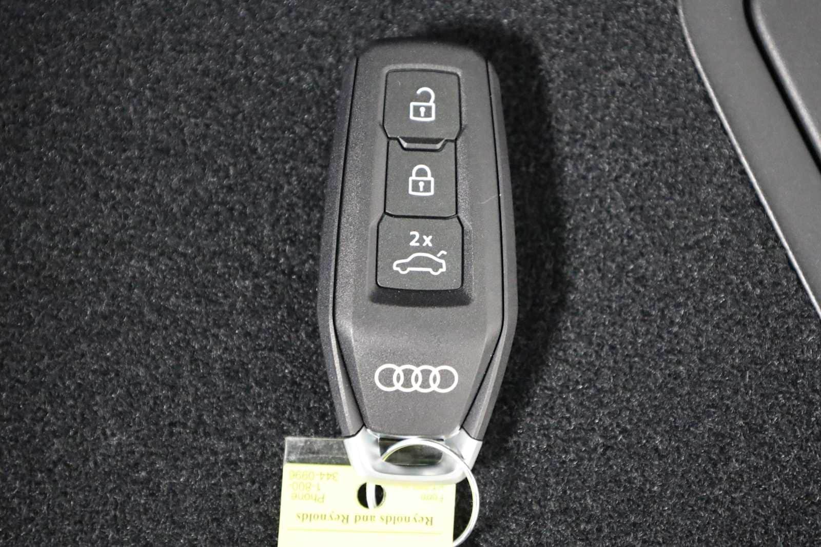 Thumbnail: 2025 Audi Q5 - 42