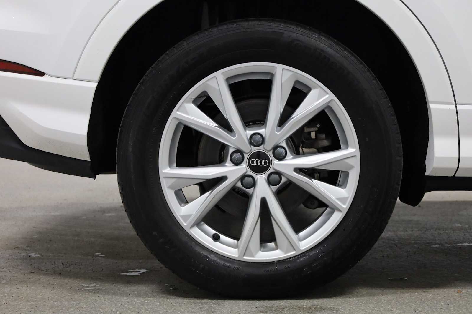 Thumbnail: 2023 Audi Q3 - 34