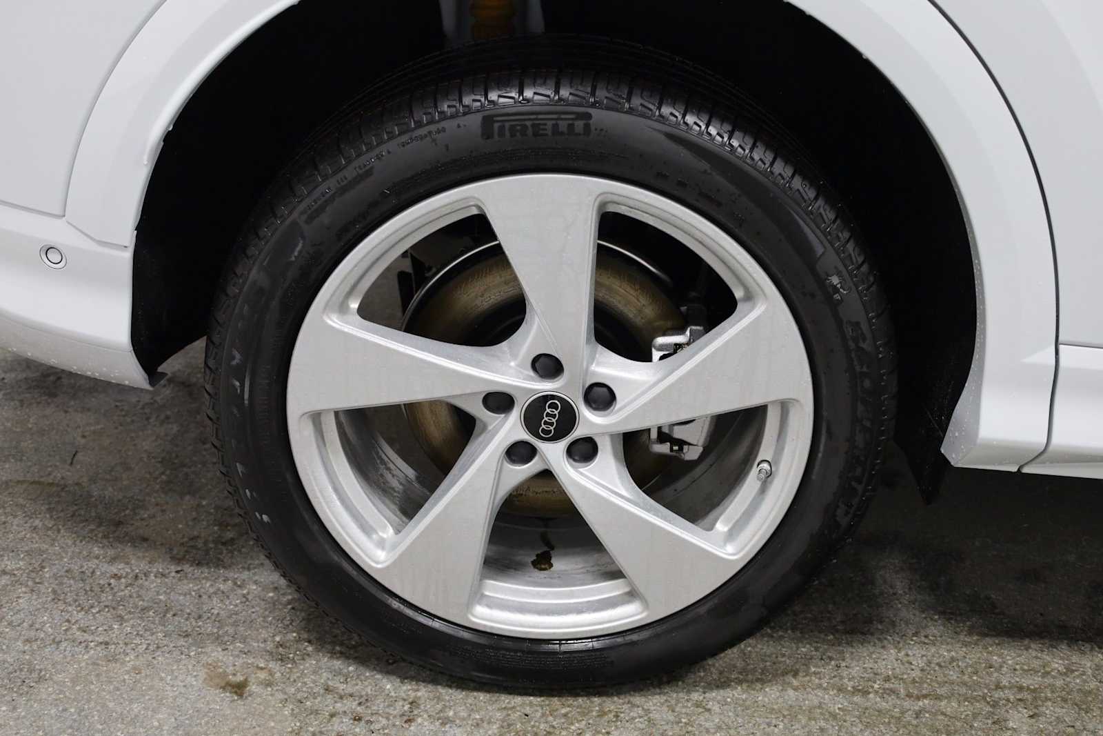 Thumbnail: 2025 Audi Q5 - 36