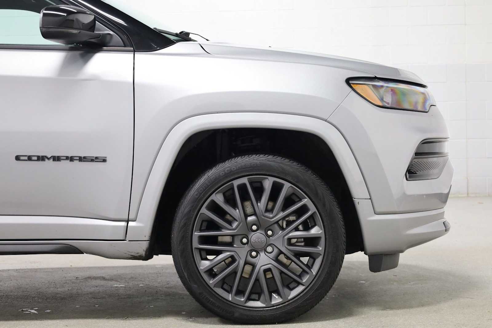 Thumbnail: 2023 Jeep Compass - 11