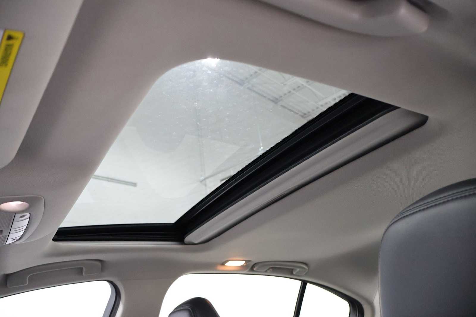 Thumbnail: 2019 INFINITI Q50 - 18