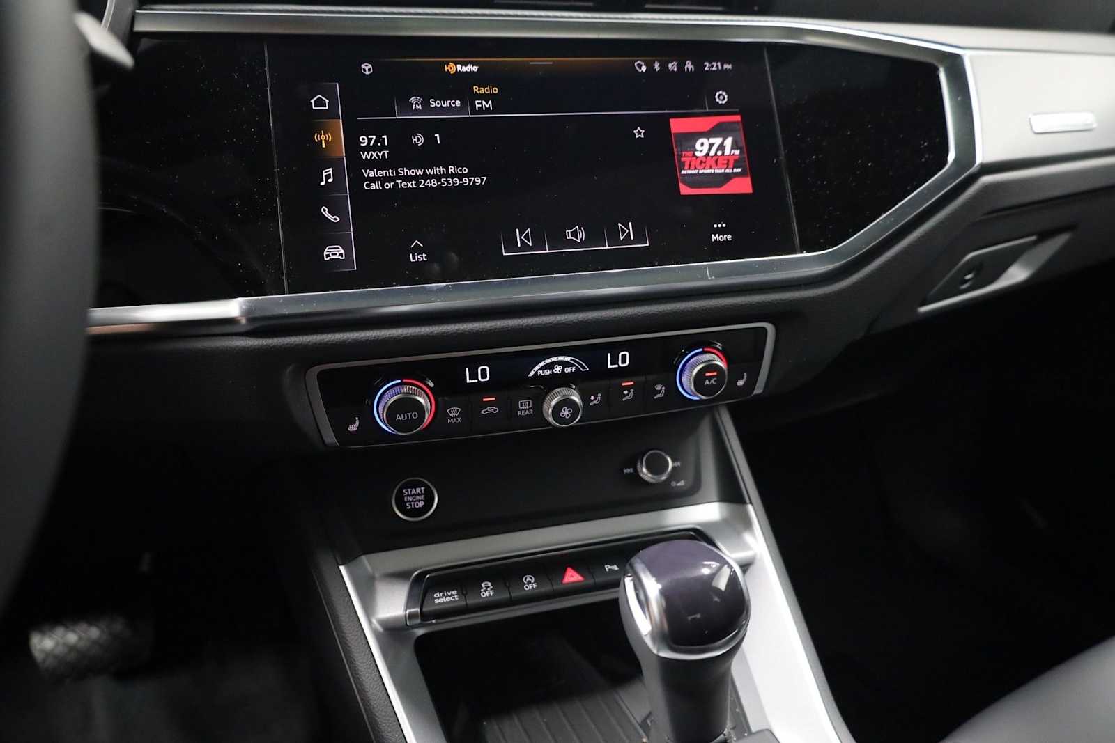 Thumbnail: 2025 Audi Q3 - 29