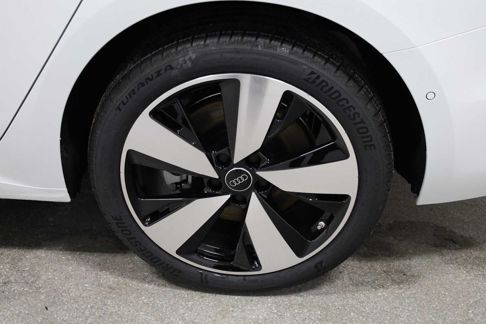 Thumbnail: 2025 Audi A5 - 37