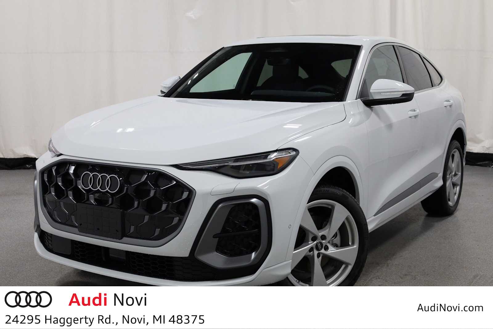 Thumbnail: 2025 Audi Q5 - 1