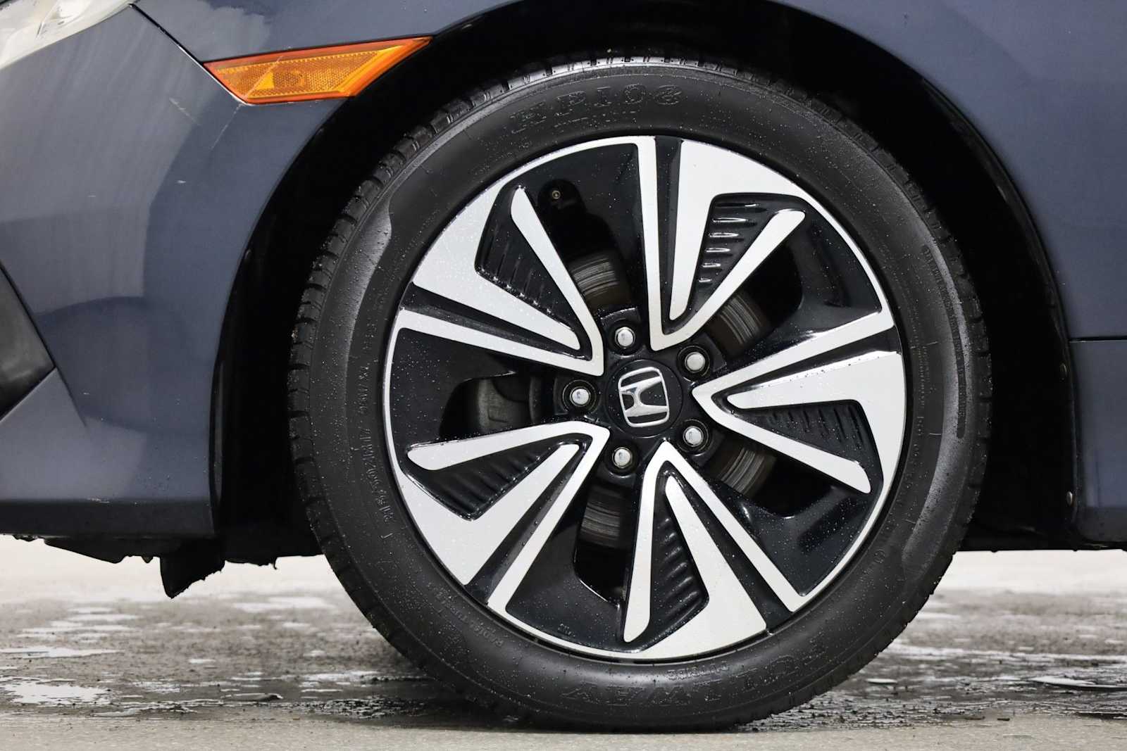 Thumbnail: 2016 Honda Civic - 36