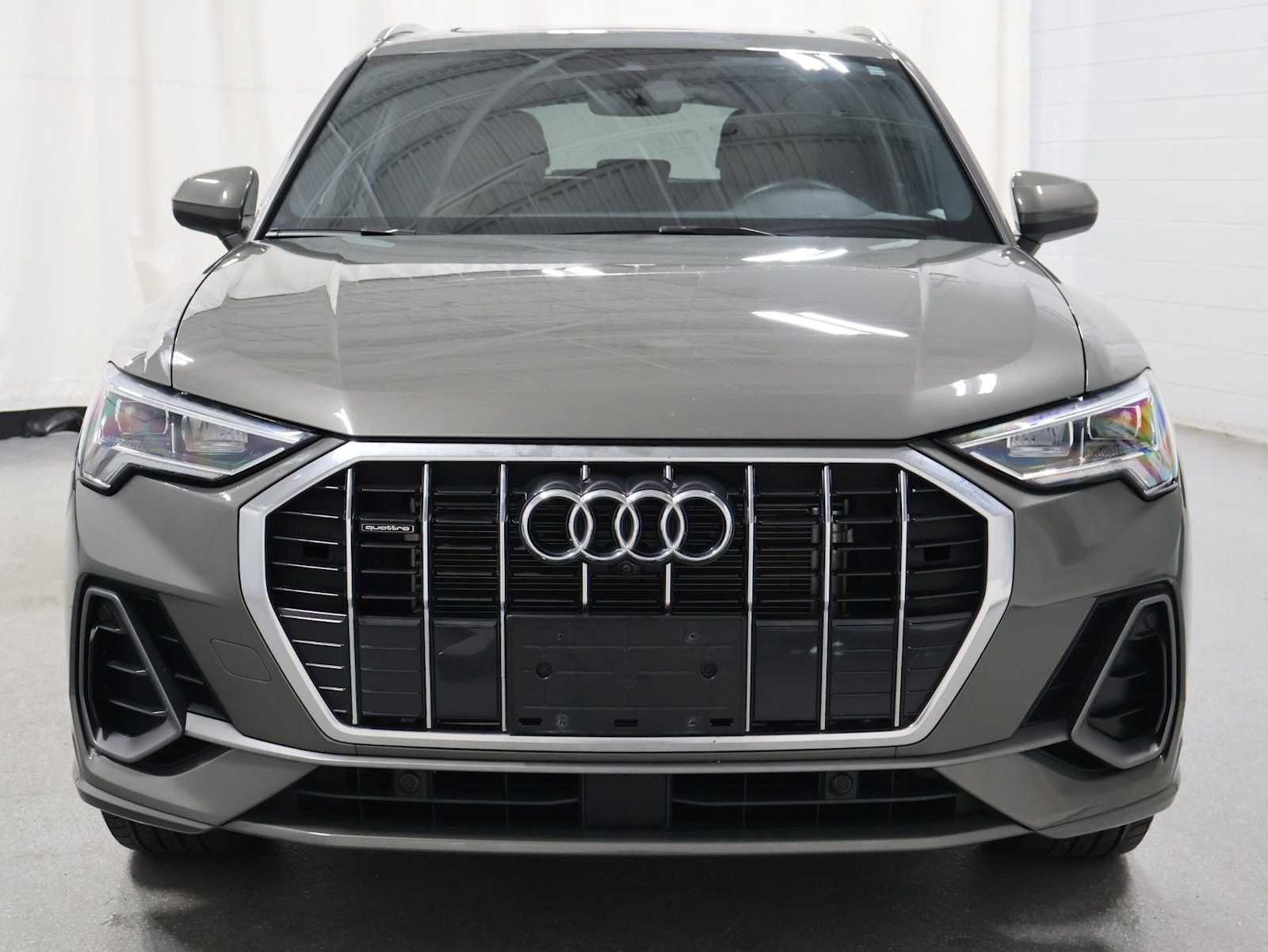 Thumbnail: 2023 Audi Q3 - 14