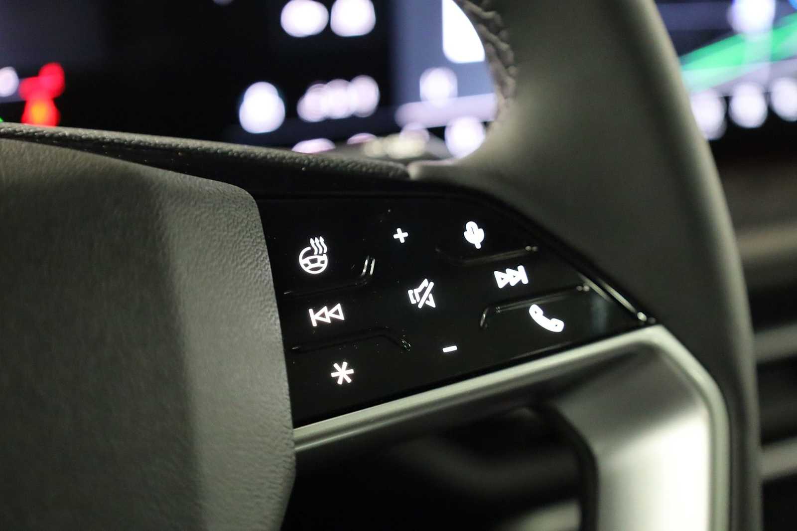 Thumbnail: 2025 Audi Q5 - 26