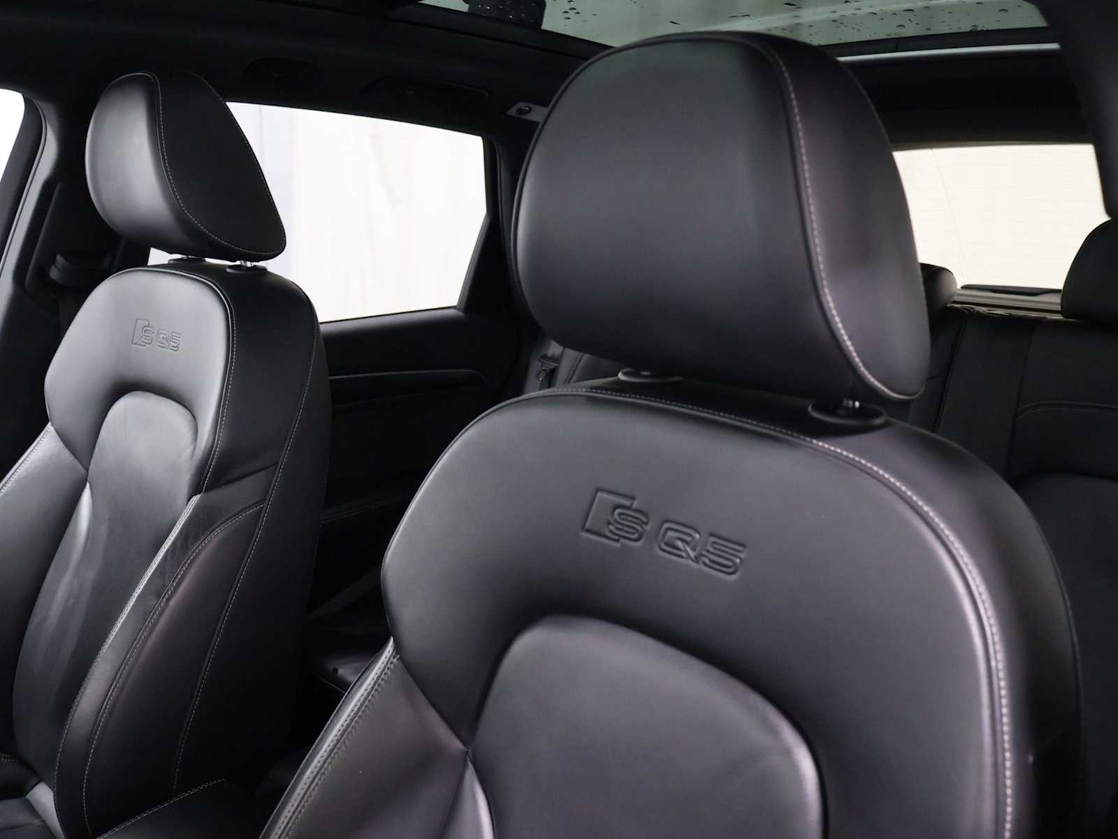 Thumbnail: 2016 Audi SQ5 - 18