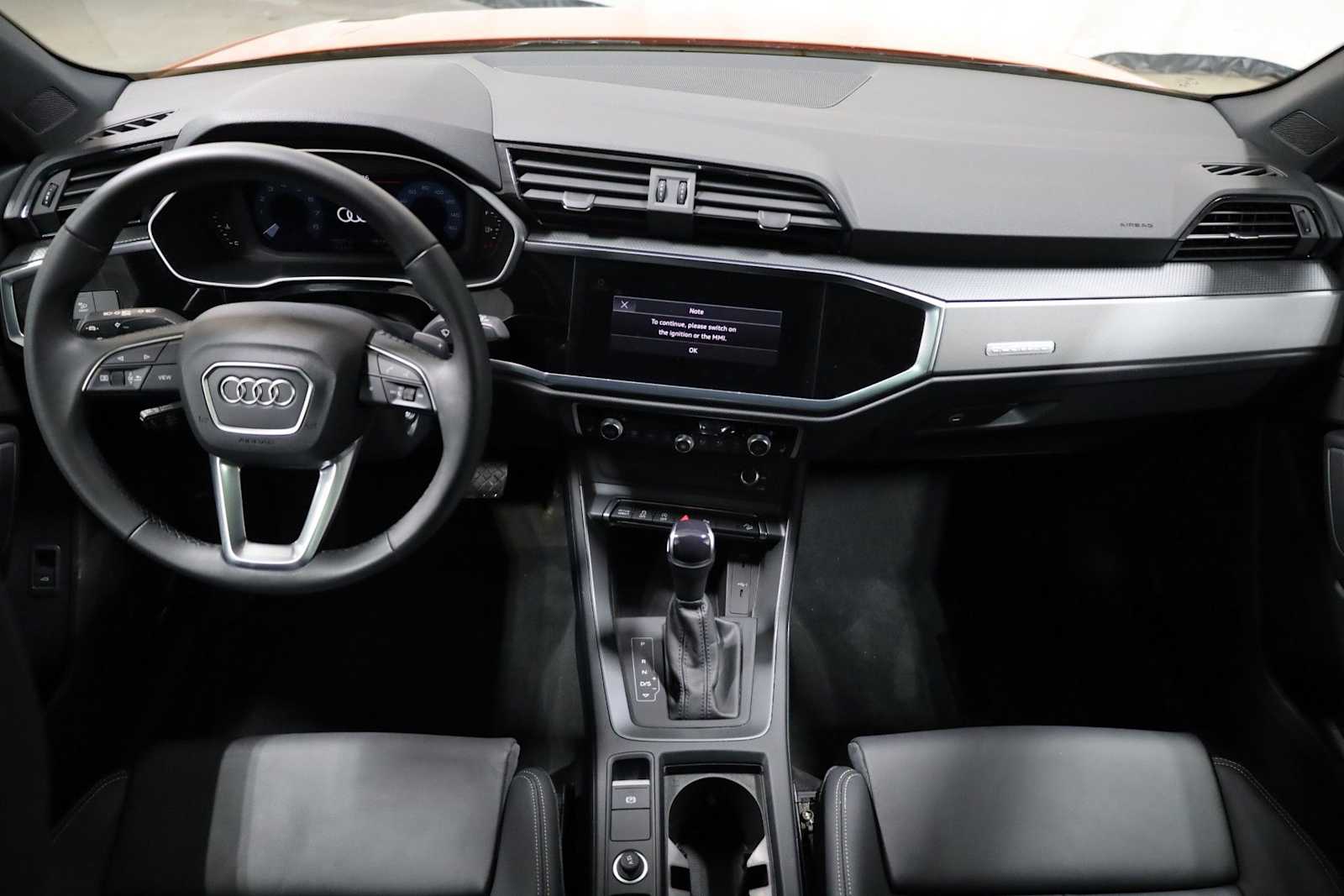 Thumbnail: 2025 Audi Q3 - 23