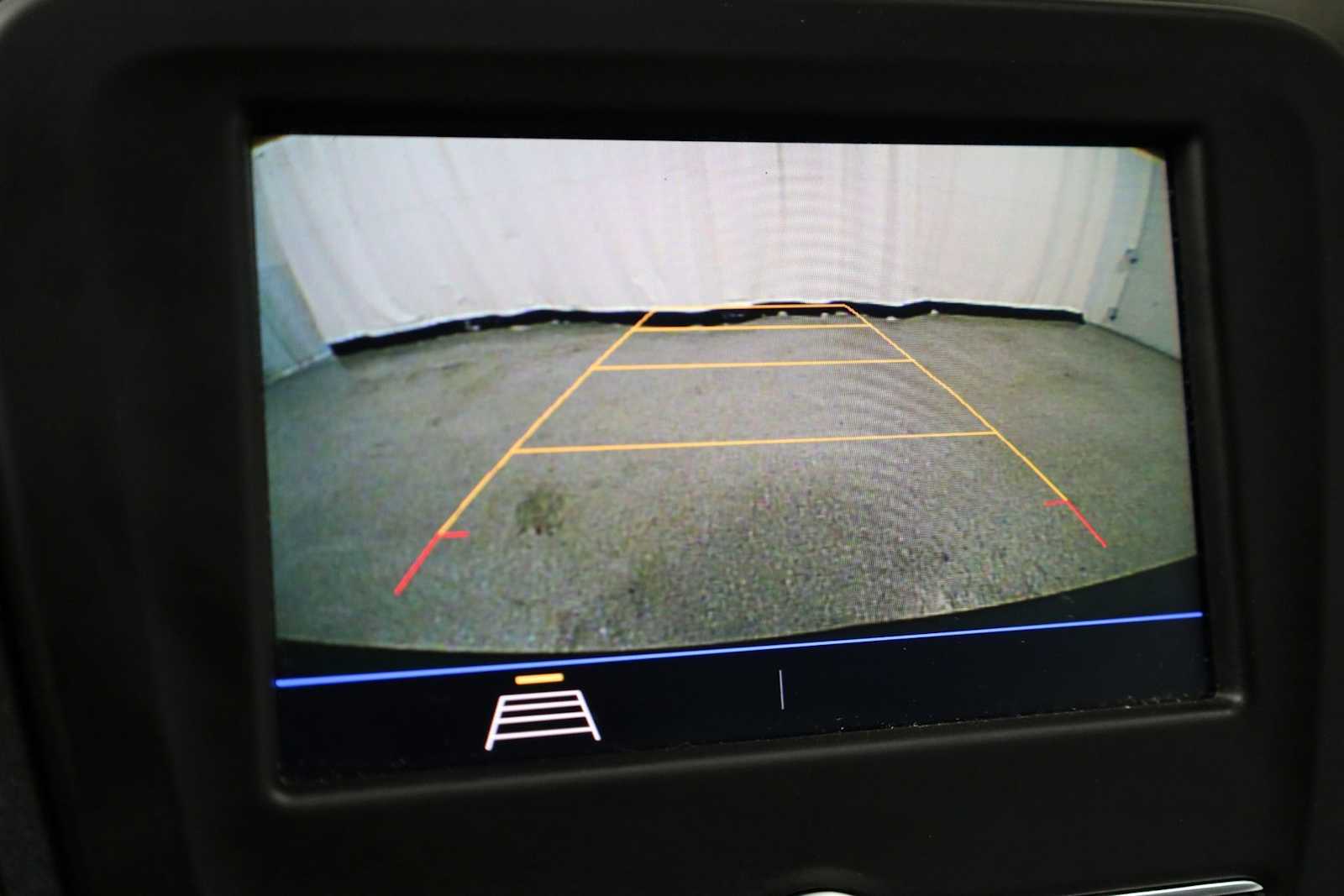 Thumbnail: 2020 Chevrolet Equinox - 30