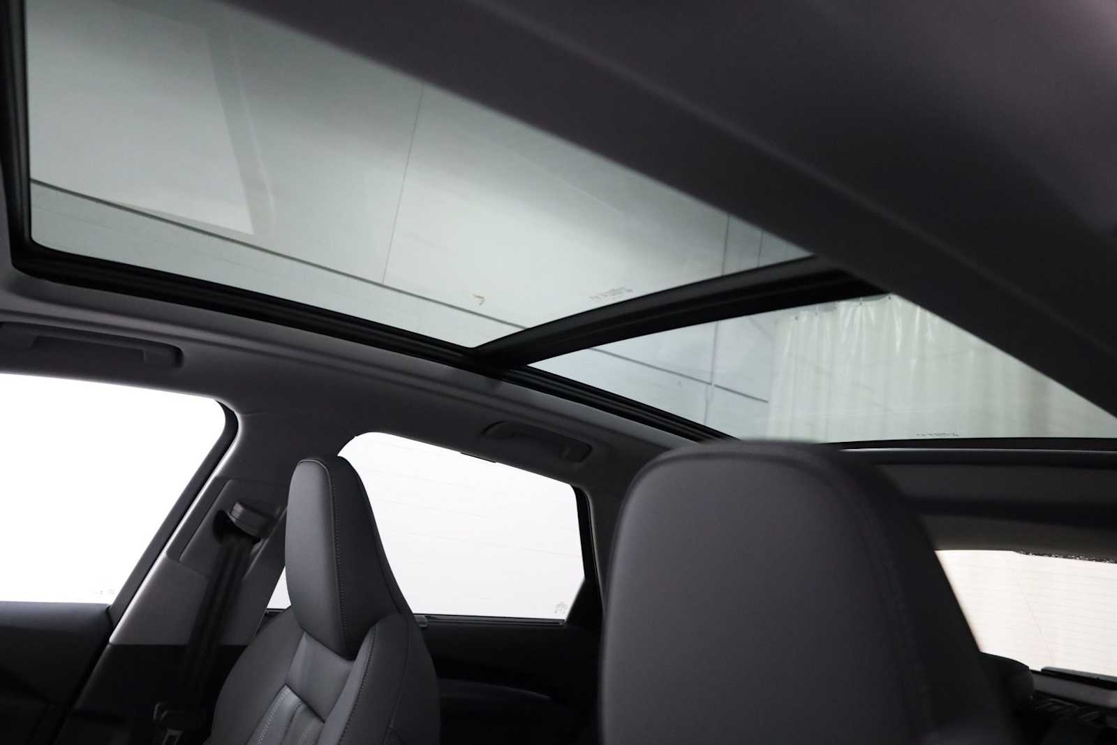 Thumbnail: 2025 Audi Q5 - 19