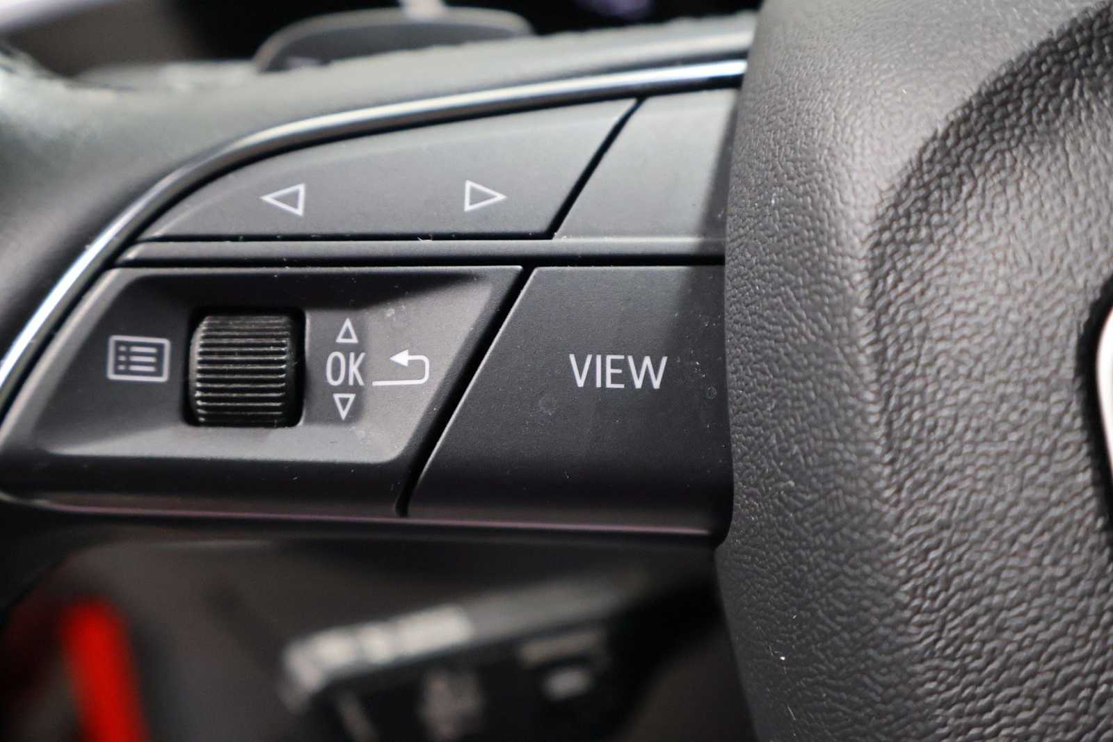 Thumbnail: 2023 Audi Q3 - 22