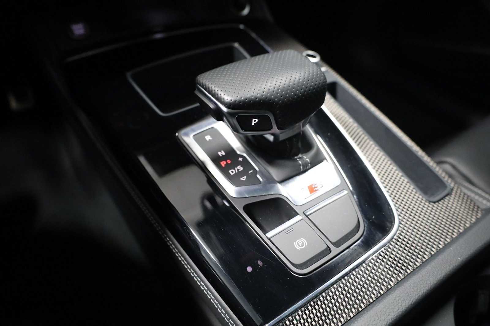 Thumbnail: 2023 Audi SQ5 - 27