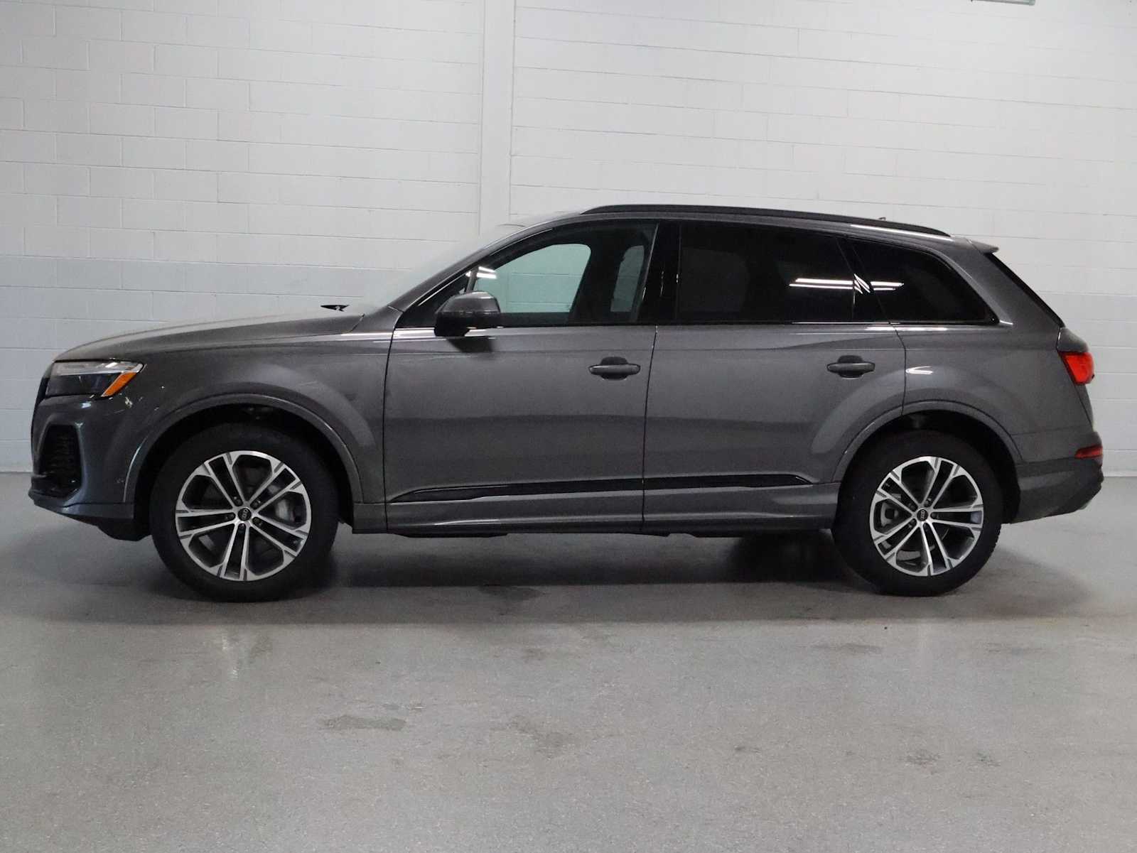 Thumbnail: 2026 Audi Q7 - 2