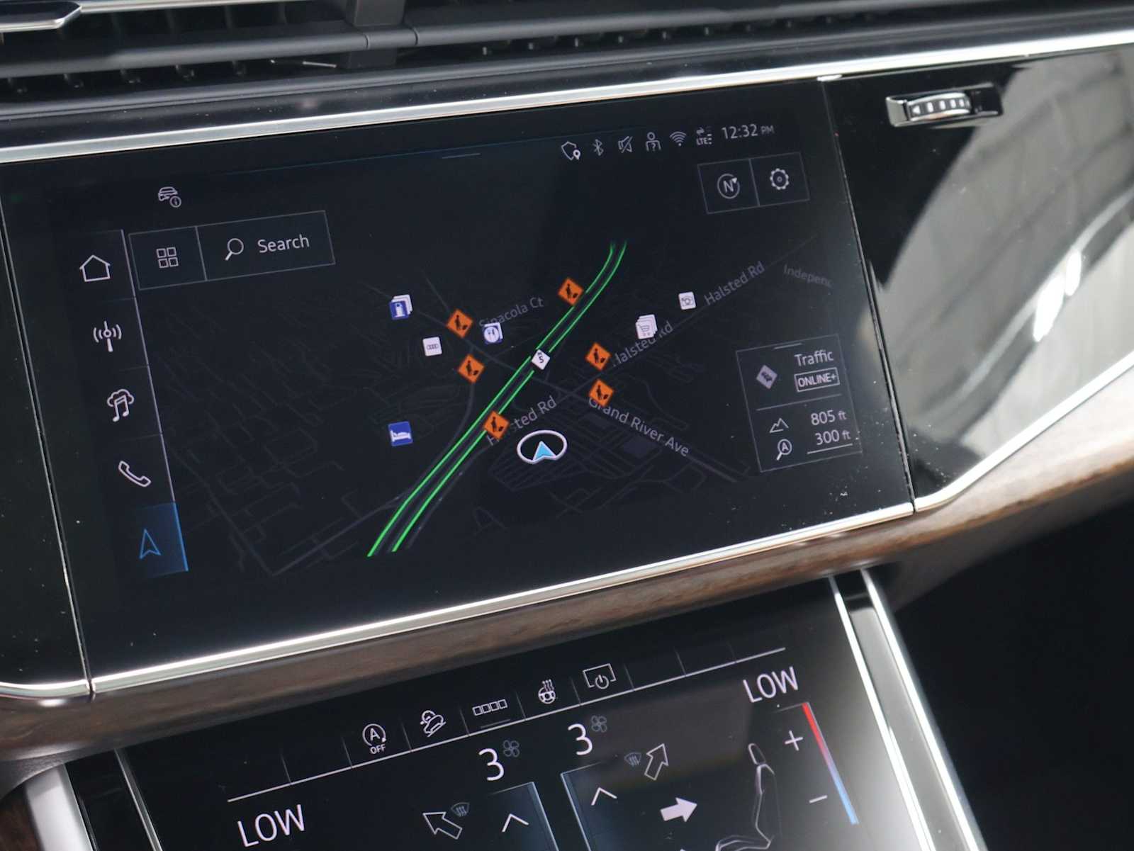 Thumbnail: 2026 Audi Q7 - 30