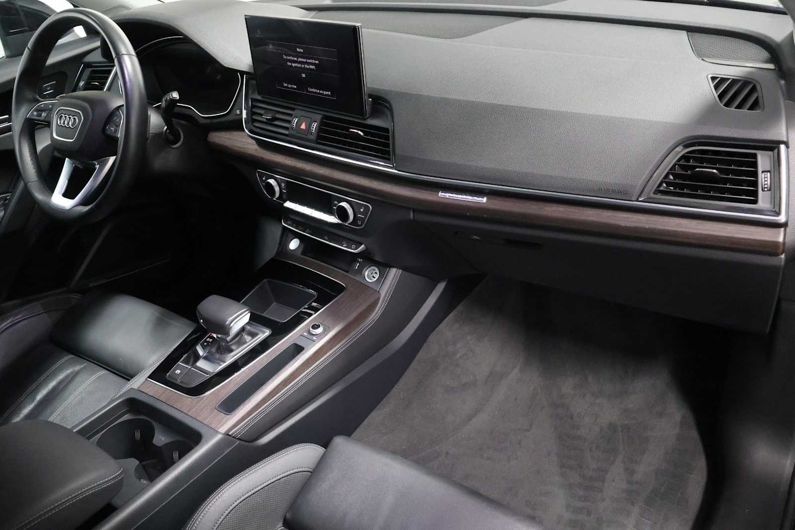 Thumbnail: 2023 Audi Q5 - 6