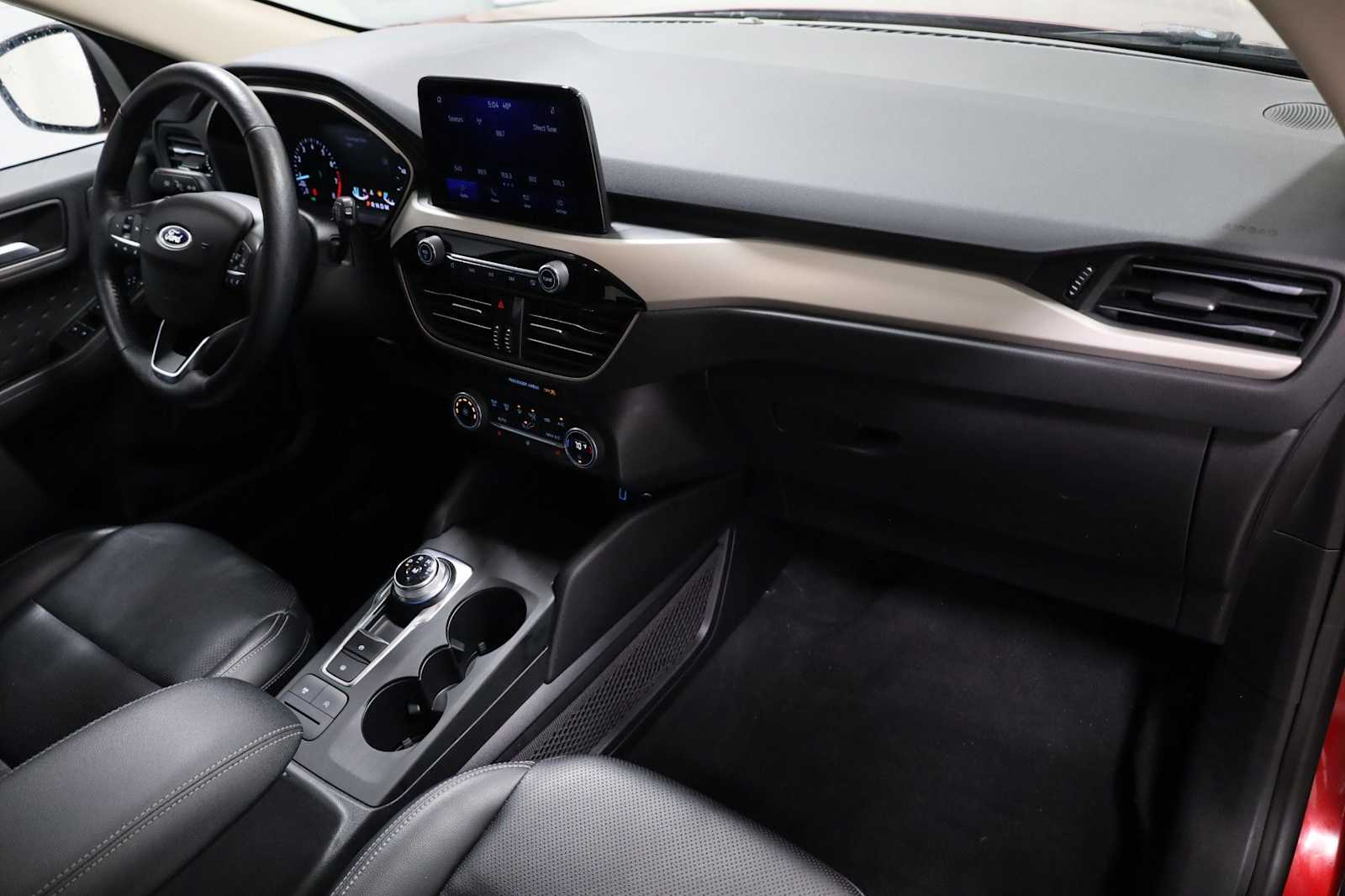 Thumbnail: 2020 Ford Escape - 6