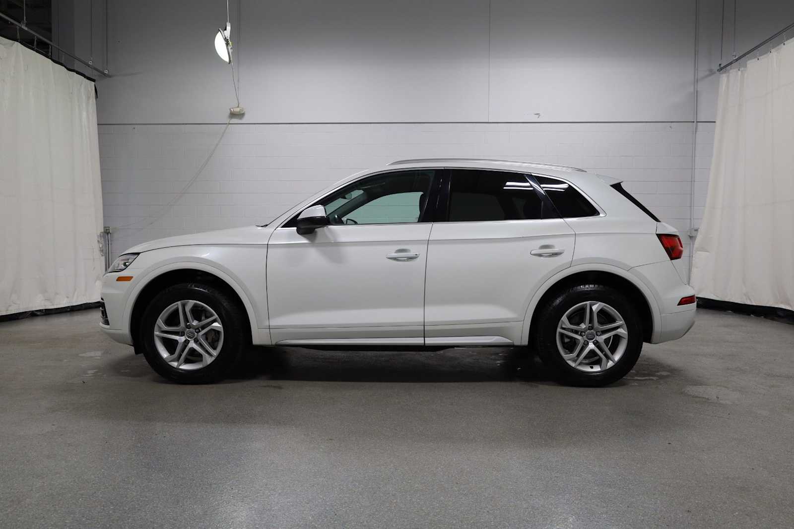 Thumbnail: 2019 Audi Q5 - 2