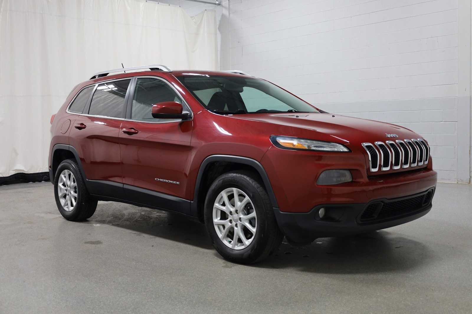 Thumbnail: 2014 Jeep Cherokee - 13