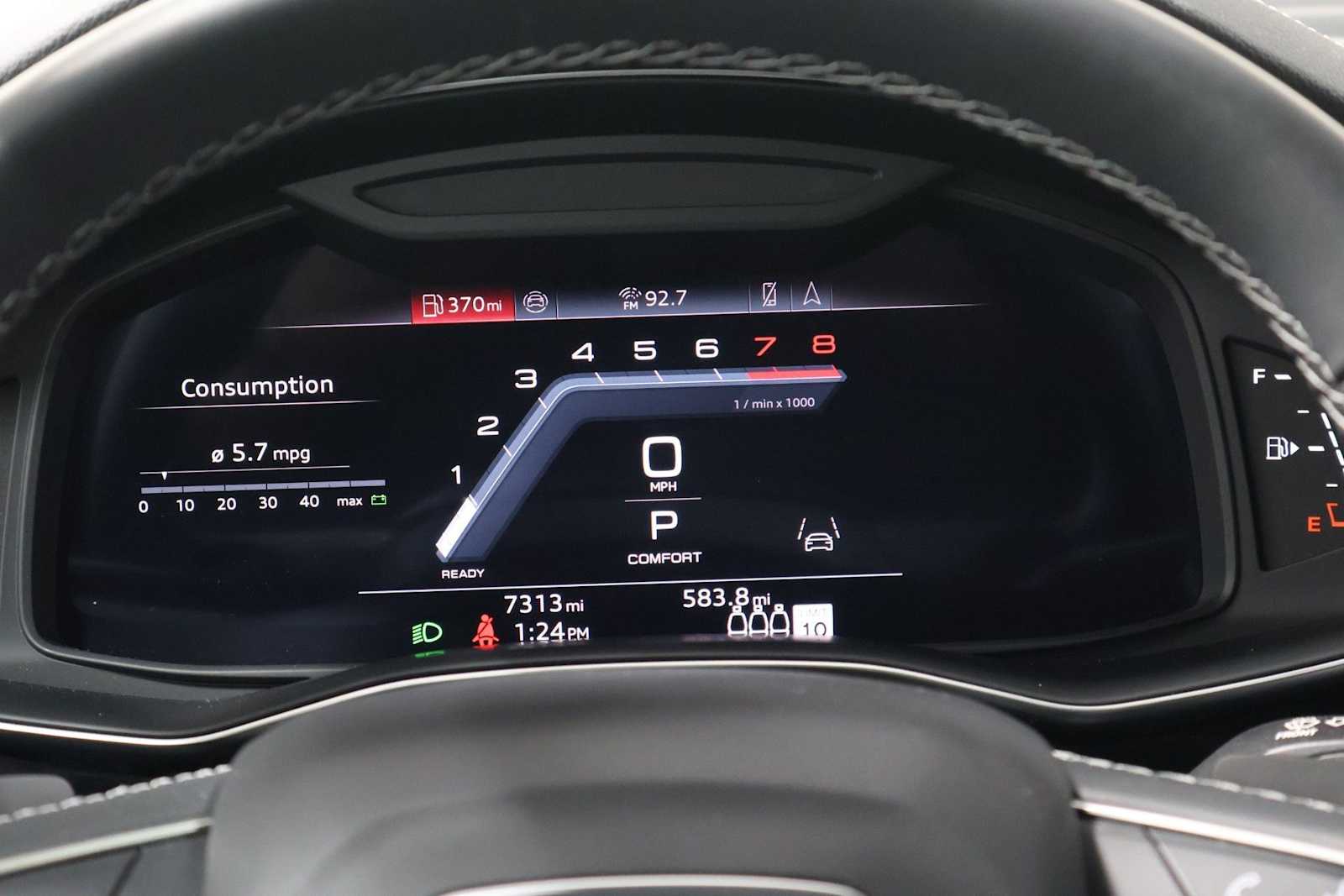 Thumbnail: 2025 Audi Q8 - 22