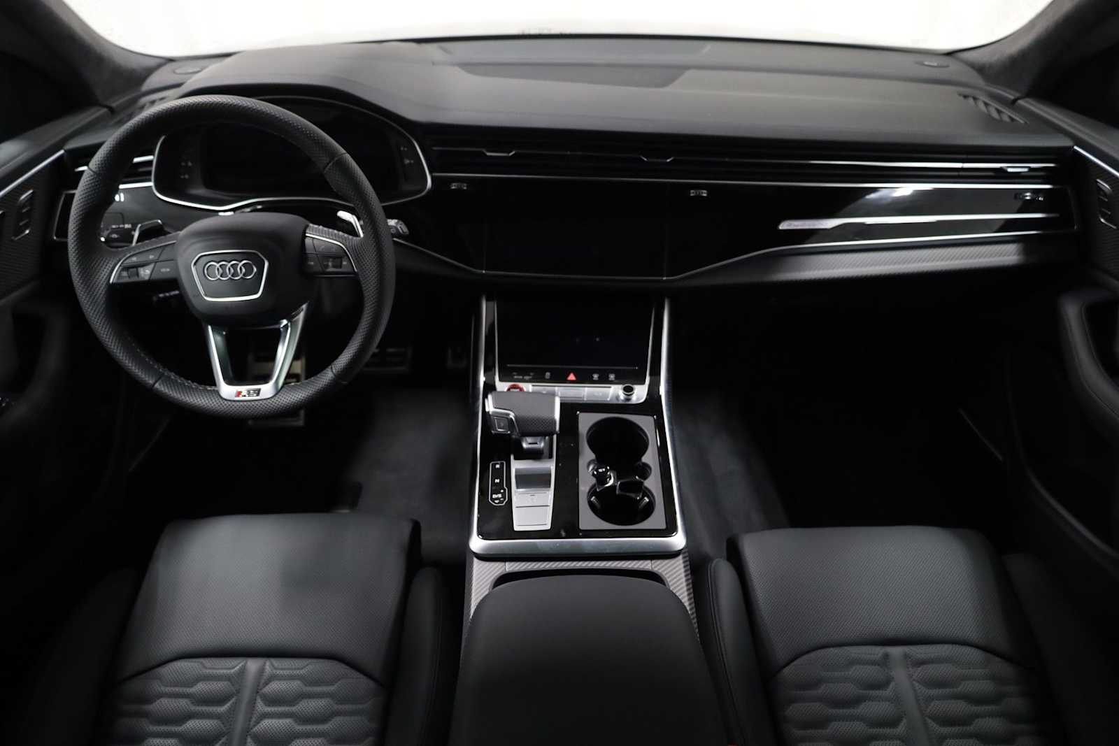 Thumbnail: 2026 Audi RS Q8 - 23