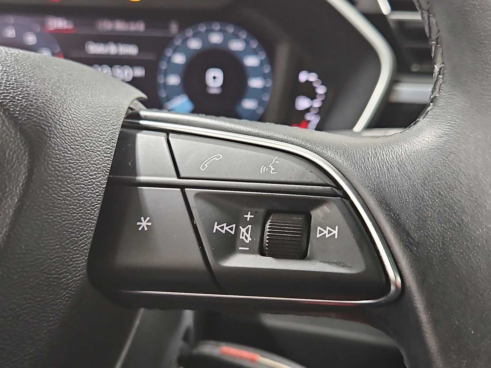 Thumbnail: 2022 Audi Q3 - 26