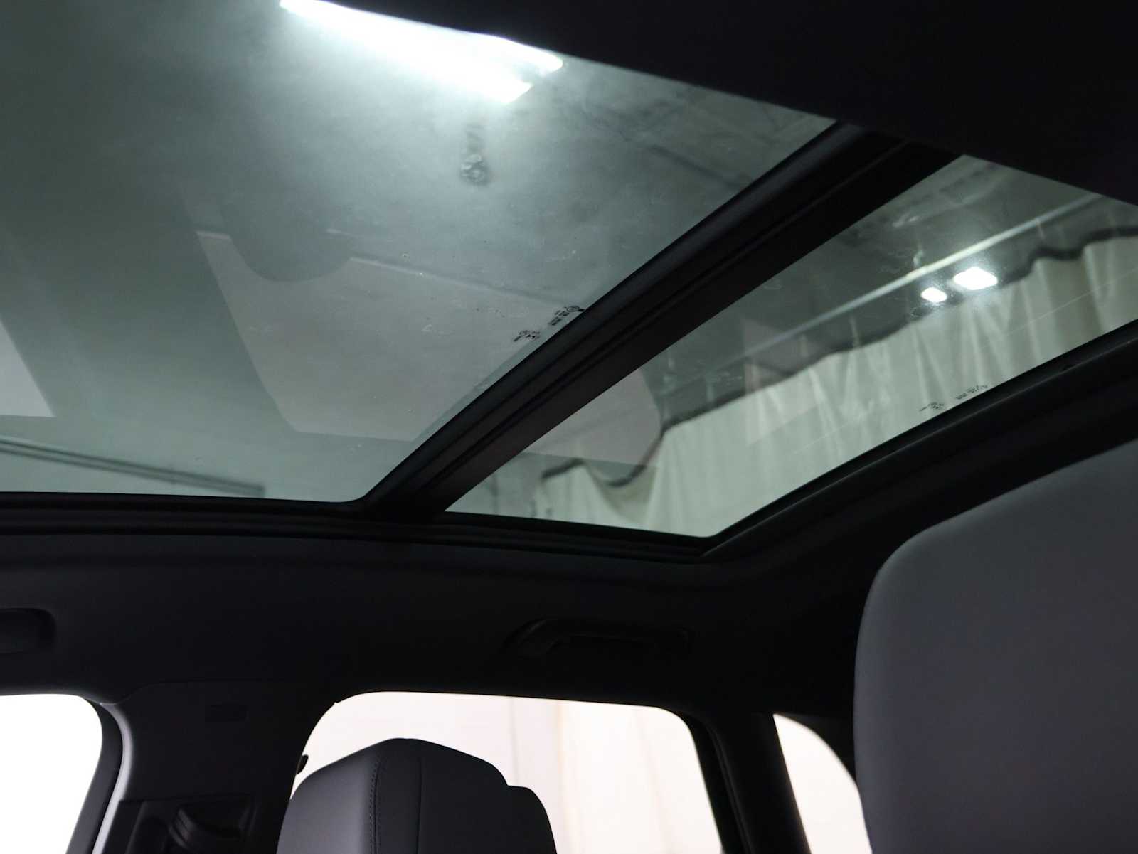 Thumbnail: 2023 Audi Q3 - 18